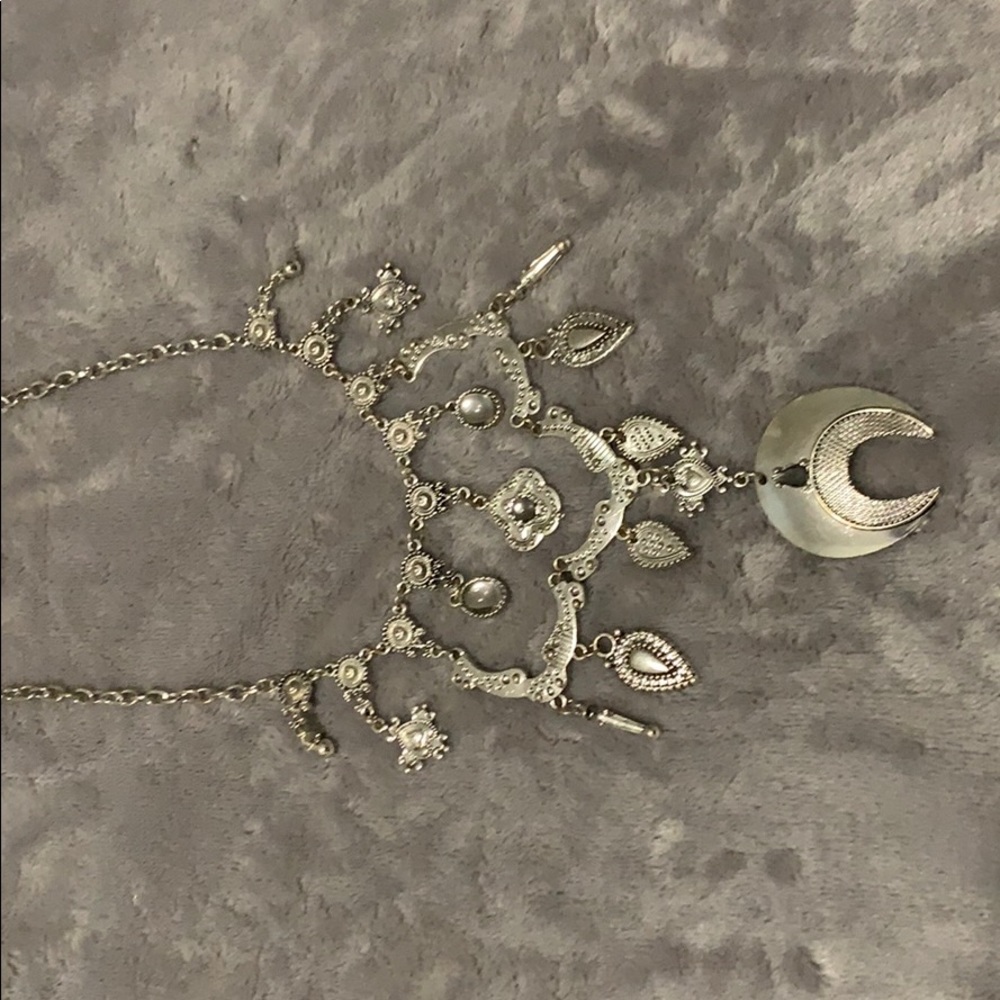 Necklace - Picture 2 of 3